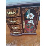Китайска музикална курия с ключ, свири но няма фигурата - 6302