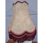 Топ, голяма порцеланова настолна лампа абажур с печат и шапка от кожа и ресни - 6305
