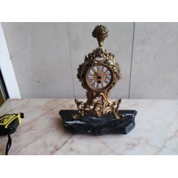 Малък каминен часовник Франция, месинг и мрамор - 5775