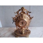 Среден месингов часовник Франция с цветен мрамор, ключ и оригинален механизъм 5784