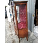 Букова витрина Франция с масивни месингови орнаменти - 5330