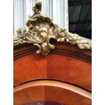 Букова витрина Франция с масивни месингови орнаменти - 5330