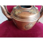 Среден френски стар чайник с месингова декорация - 2728