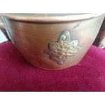 Среден френски стар чайник с месингова декорация - 2728